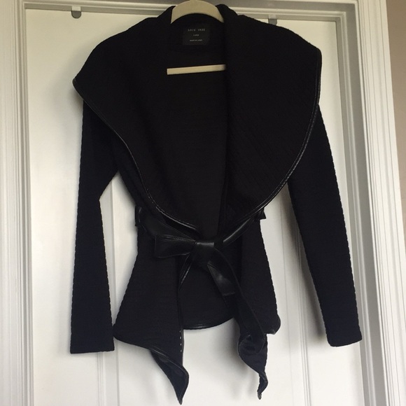 Love Tree Jackets & Blazers - Love Tree Black & Leather inspired quilted coat L
